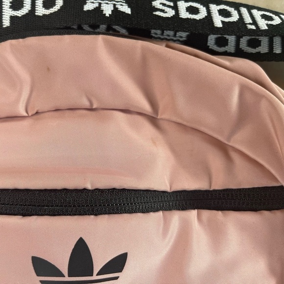 Adidas pink fanny pack - Picture 3 of 9